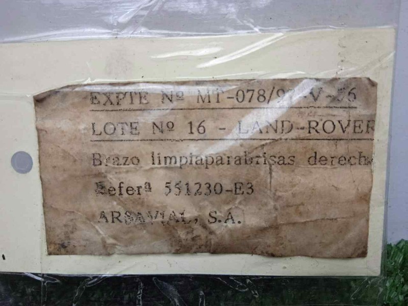 Recambio de brazo limpia delantero derecho para land rover 88 2.3d referencia OEM IAM 551230-551230E3 DOGA 