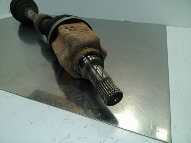 Recambio de transmision delantera izquierda para nissan qashqai (j11) 1.5 turbodiesel cat referencia OEM IAM 391014EA0B-30261002