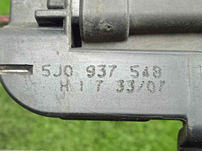 Recambio de caja reles / fusibles para skoda fabia (5j2 ) 1.2 referencia OEM IAM 5J0937548  