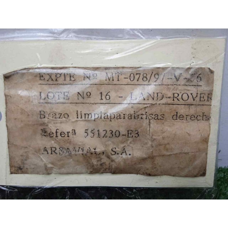 Recambio de brazo limpia delantero derecho para land rover 88 2.3d referencia OEM IAM 551230-551230E3 DOGA 
