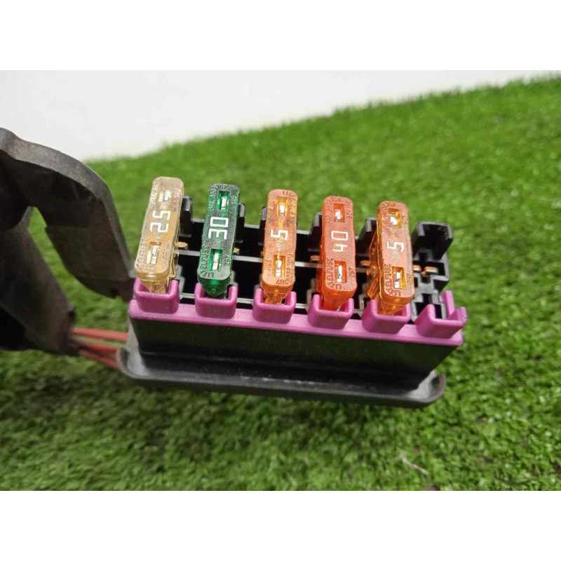 Recambio de caja reles / fusibles para skoda fabia (5j2 ) 1.2 referencia OEM IAM 5J0937548  