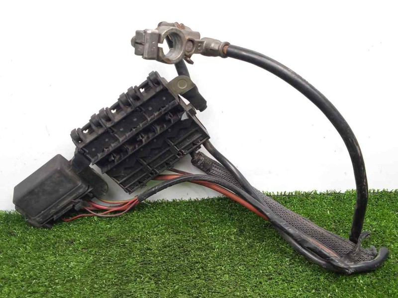 Recambio de caja reles / fusibles para skoda fabia (5j2 ) 1.2 referencia OEM IAM 5J0937548  