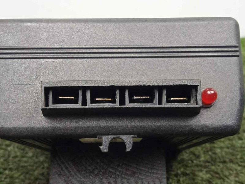 Recambio de modulo electronico para isuzu n-serie referencia OEM IAM DD2412108 CONVERTIDOR CORRIENTE 