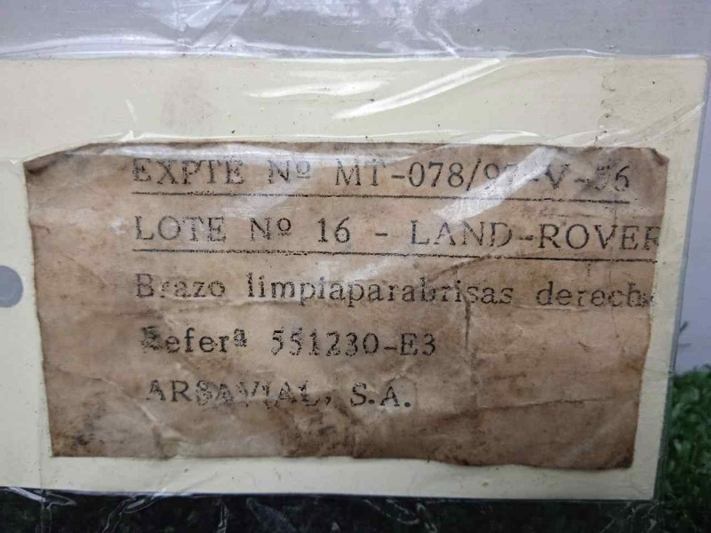 Recambio de brazo limpia delantero derecho para land rover 88 2.3d referencia OEM IAM 551230-551230E3 DOGA 