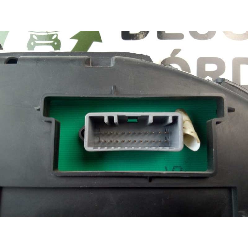 Recambio de cuadro instrumentos para renault megane ii berlina 3p 1.9 dci diesel fap referencia OEM IAM 8200408787D  