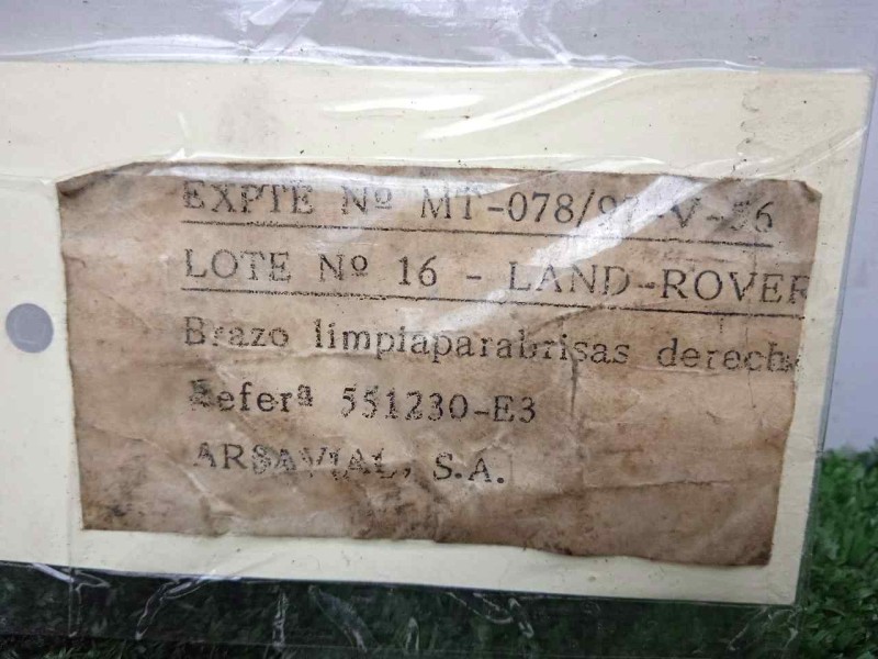 Recambio de brazo limpia delantero derecho para land rover 88 2.3d referencia OEM IAM 551230-551230E3 DOGA 
