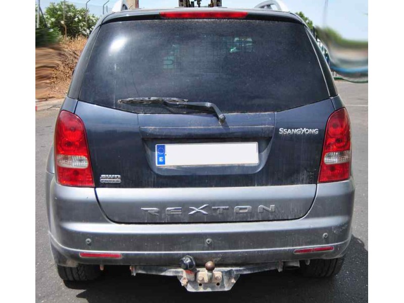 Recambio de porton trasero para ssangyong rexton 2.7 turbodiesel cat referencia OEM IAM  2.SERIE 