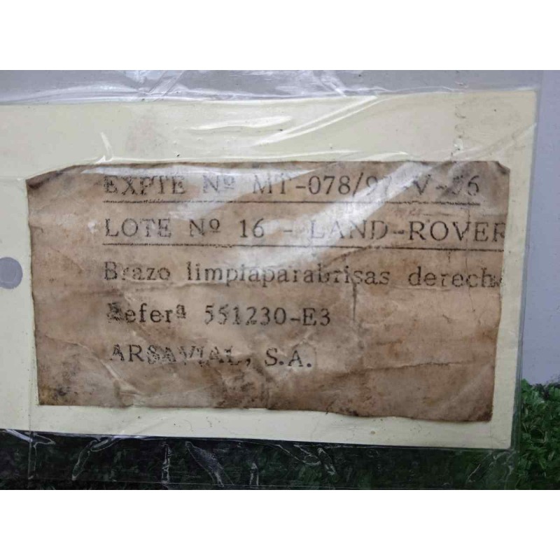Recambio de brazo limpia delantero derecho para land rover 88 2.3d referencia OEM IAM 551230-551230E3 DOGA 