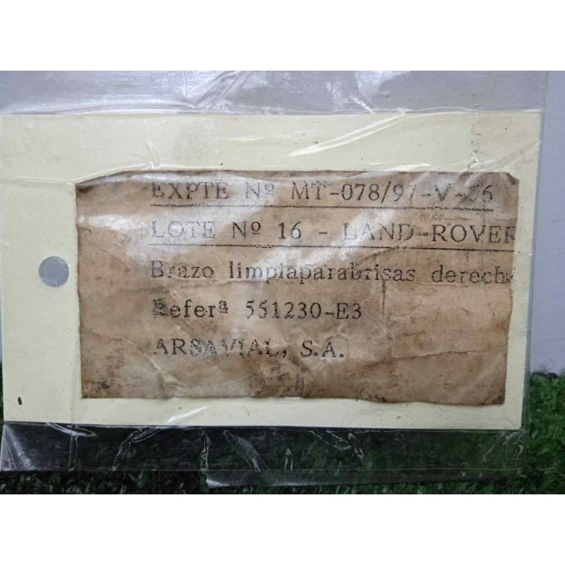 Recambio de brazo limpia delantero derecho para land rover 88 2.3d referencia OEM IAM 551230-551230E3 DOGA 