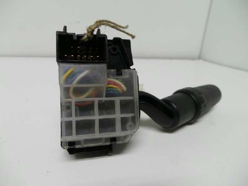 Recambio de mando limpia para mazda 5 berl. (cr) 2.0 turbodiesel cat referencia OEM IAM 17D682  