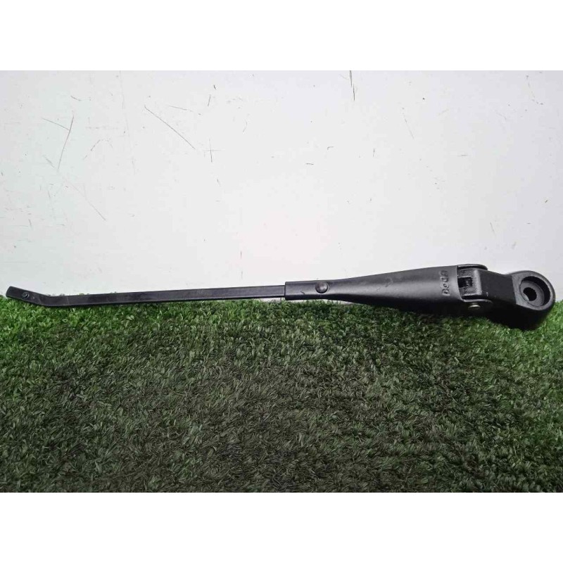 Recambio de brazo limpia delantero derecho para land rover 88 2.3d referencia OEM IAM 551230-551230E3 DOGA 