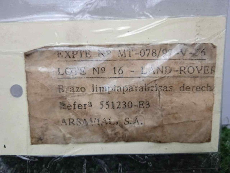 Recambio de brazo limpia delantero derecho para land rover 88 2.3d referencia OEM IAM 551230-551230E3 DOGA 