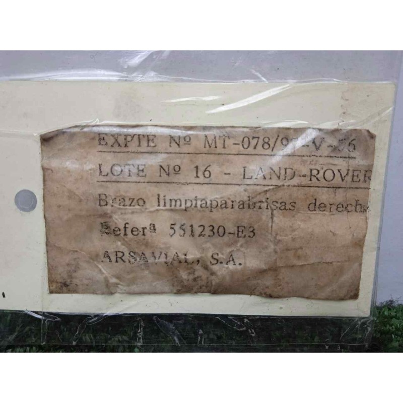 Recambio de brazo limpia delantero derecho para land rover 88 2.3d referencia OEM IAM 551230-551230E3 DOGA 
