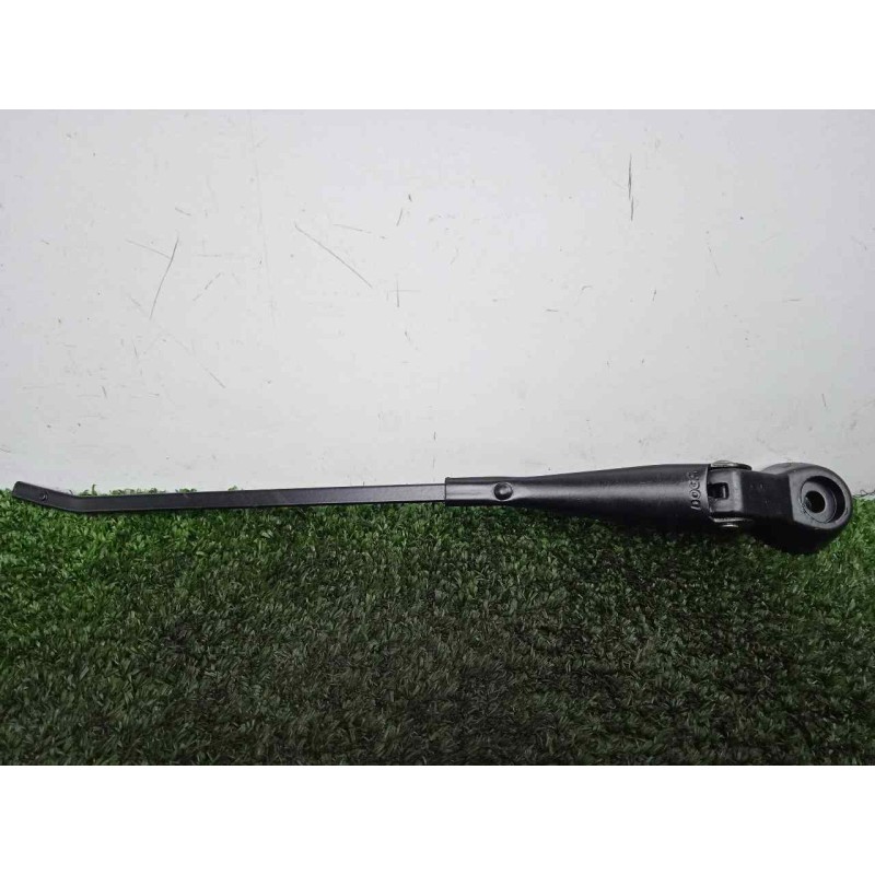 Recambio de brazo limpia delantero derecho para land rover 88 2.3d referencia OEM IAM 551230-551230E3 DOGA 