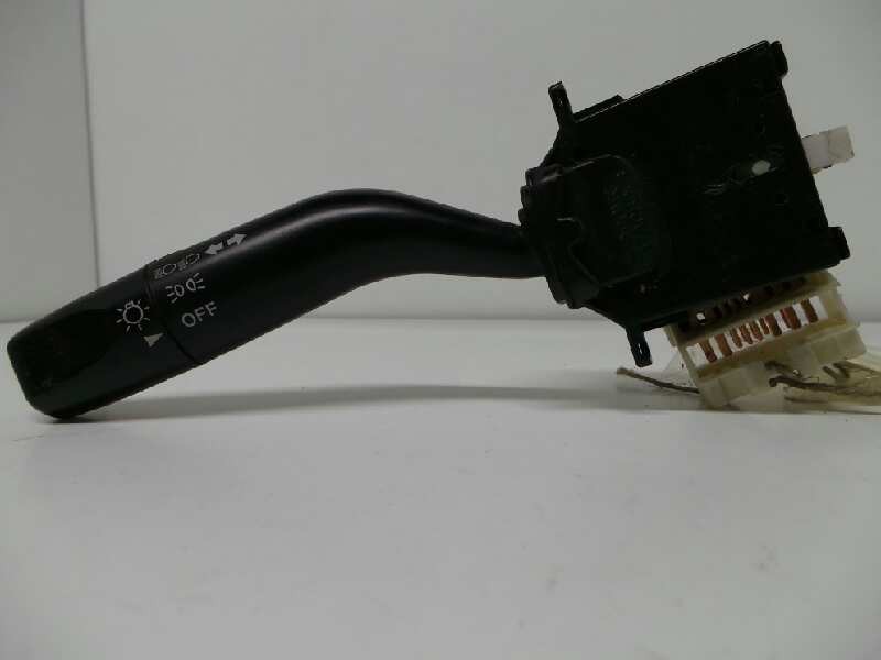 Recambio de mando intermitentes para mazda premacy (cp) 2.0 turbodiesel cat referencia OEM IAM 17A089B  