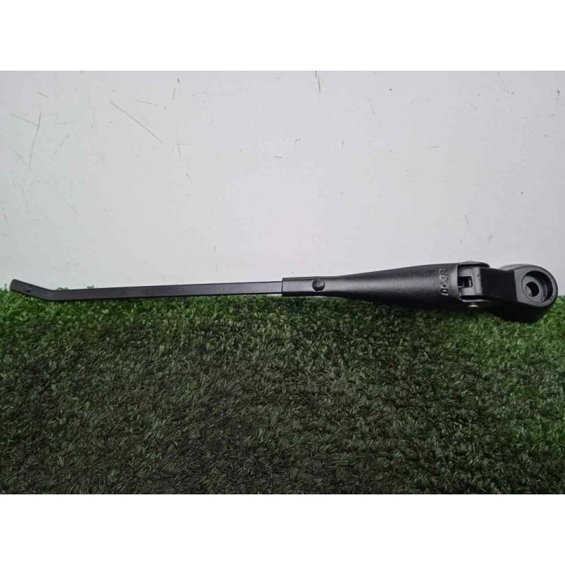 Recambio de brazo limpia delantero derecho para land rover 88 2.3d referencia OEM IAM 551230-551230E3 DOGA 