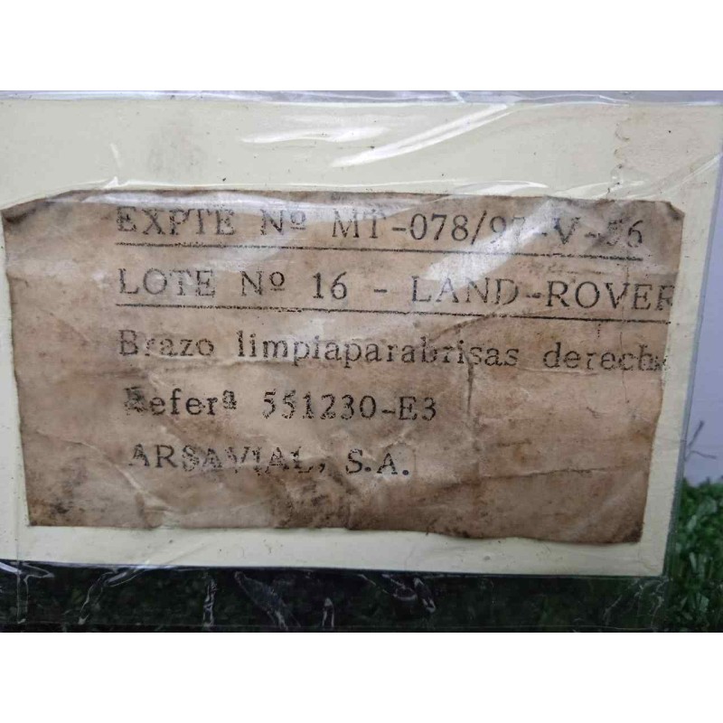 Recambio de brazo limpia delantero derecho para land rover 88 2.3d referencia OEM IAM 551230-551230E3 DOGA 