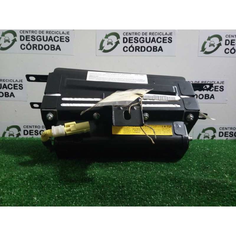 Recambio de airbag delantero derecho para hyundai grandeur / azera 2.2 crdi referencia OEM IAM AKPS7071222066-P67062710604-84530