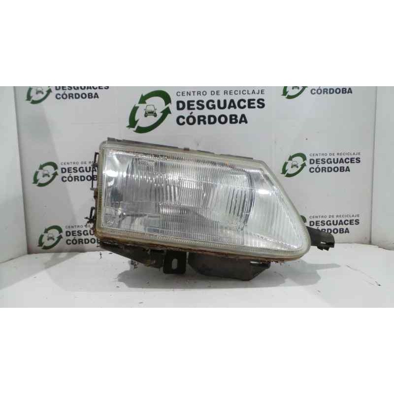 Recambio de faro derecho para citroën saxo 1.4 referencia OEM IAM 88201761 1.SERIE REGULACION.ELECTRICA