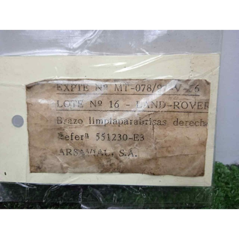 Recambio de brazo limpia delantero derecho para land rover 88 2.3d referencia OEM IAM 551230-551230E3 DOGA 