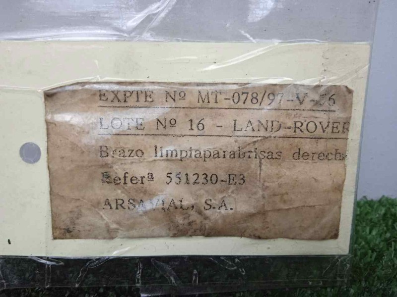 Recambio de brazo limpia delantero derecho para land rover 88 2.3d referencia OEM IAM 551230-551230E3 DOGA 