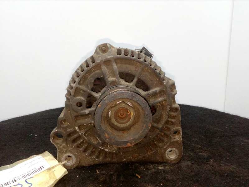 Recambio de alternador para seat ibiza (6k) 1.4 referencia OEM IAM 0123310019-028903025H BOSCH 70 A