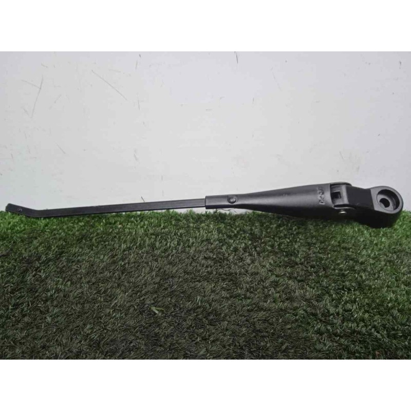 Recambio de brazo limpia delantero derecho para land rover 88 2.3d referencia OEM IAM 551230-551230E3 DOGA 
