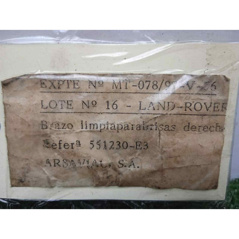 Recambio de brazo limpia delantero derecho para land rover 88 2.3d referencia OEM IAM 551230-551230E3 DOGA 