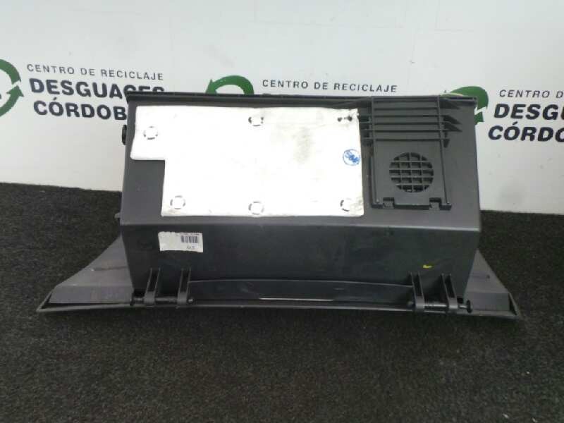 Recambio de guantera para hyundai i30 1.6 crdi cat referencia OEM IAM   
