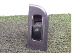Recambio de mando elevalunas trasero derecho para hyundai trajet (fo) 2.0 16v cat referencia OEM IAM 935853A000  