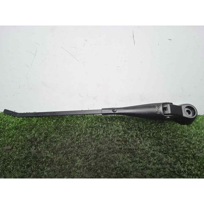 Recambio de brazo limpia delantero derecho para land rover 88 2.3d referencia OEM IAM 551230-551230E3 DOGA 