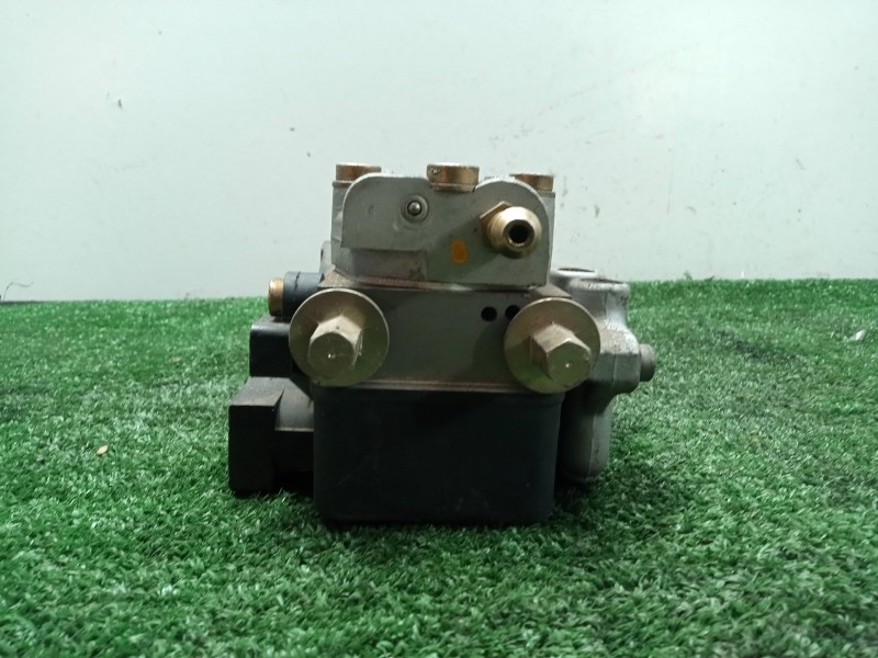 Recambio de abs para citroën xantia berlina 2.1 turbodiesel referencia OEM IAM 10050188033  100