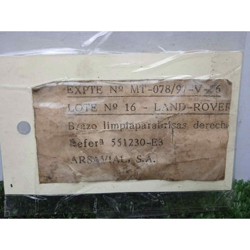 Recambio de brazo limpia delantero derecho para land rover 88 2.3d referencia OEM IAM 551230-551230E3 DOGA 