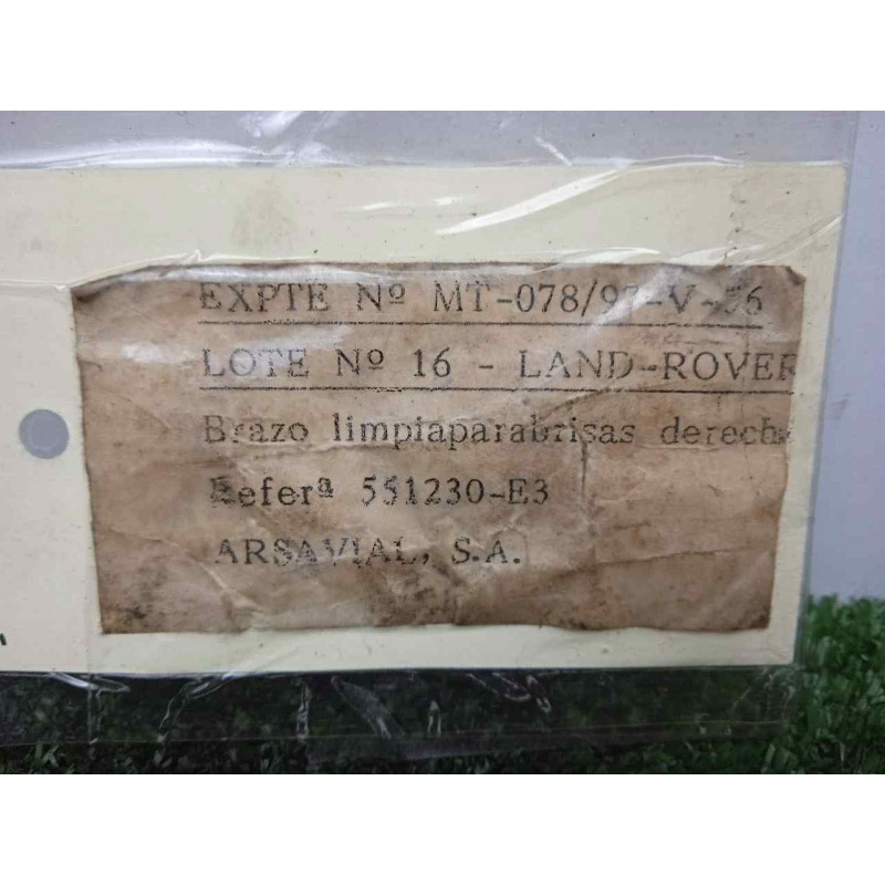 Recambio de brazo limpia delantero derecho para land rover 88 2.3d referencia OEM IAM 551230-551230E3 DOGA 