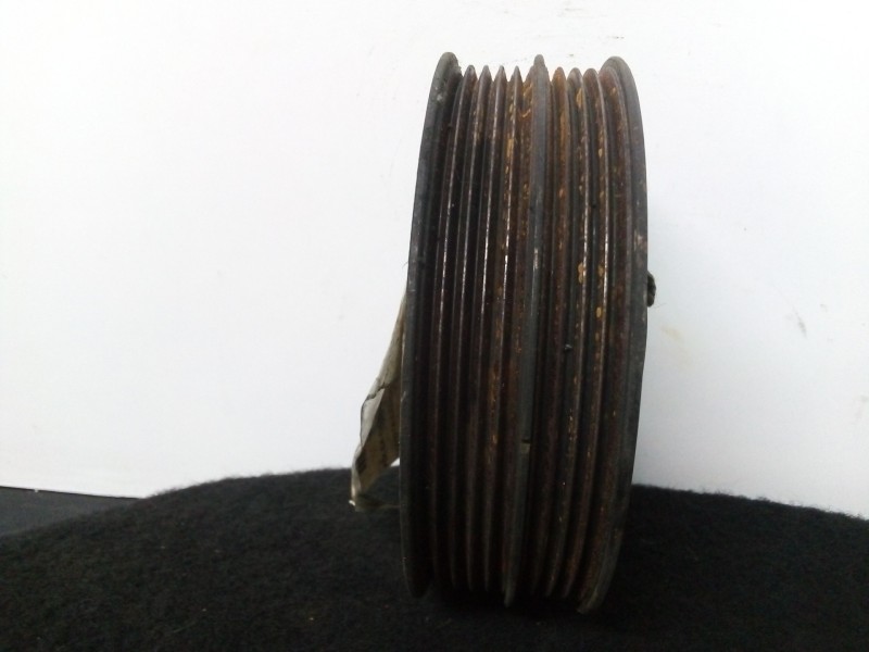 Recambio de polea cigueñal para toyota celica (t18) 1.6 referencia OEM IAM 18470-16060 4.CANAL-5.CANAL DIAMETRO: 135 MM