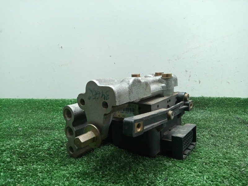 Recambio de abs para citroën xantia berlina 2.1 turbodiesel referencia OEM IAM 10050188033  100