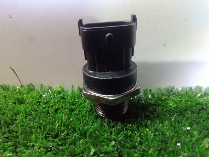 Recambio de sensor para opel astra h berlina 1.9 16v cdti cat (z 19 dth / lrd) referencia OEM IAM 0281002706  