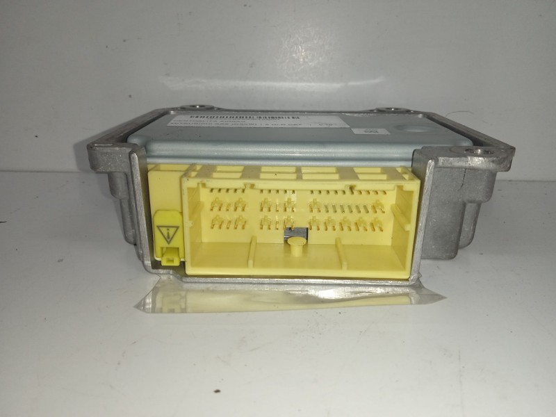 Recambio de centralita airbag para mitsubishi asx (ga0w) 1.8 di-d cat referencia OEM IAM 0285011550-8635A321  