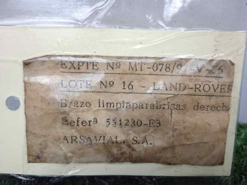 Recambio de brazo limpia delantero derecho para land rover 88 2.3d referencia OEM IAM 551230-551230E3 DOGA 