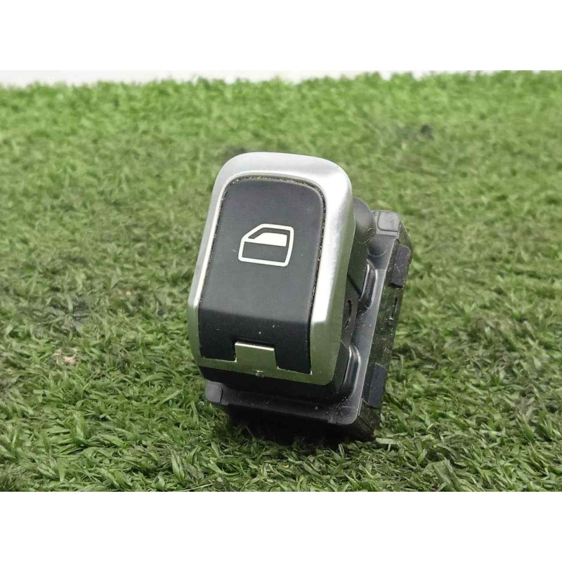 Recambio de mando elevalunas delantero derecho para audi a3 sedán(8vs) 2.0 16v tdi referencia OEM IAM 8V0959855A  