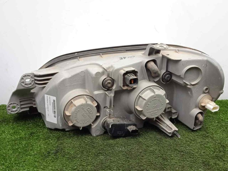 Recambio de faro derecho para kia carnival ii 2.9 crdi cat referencia OEM IAM SINREFERENCIA 01-06 