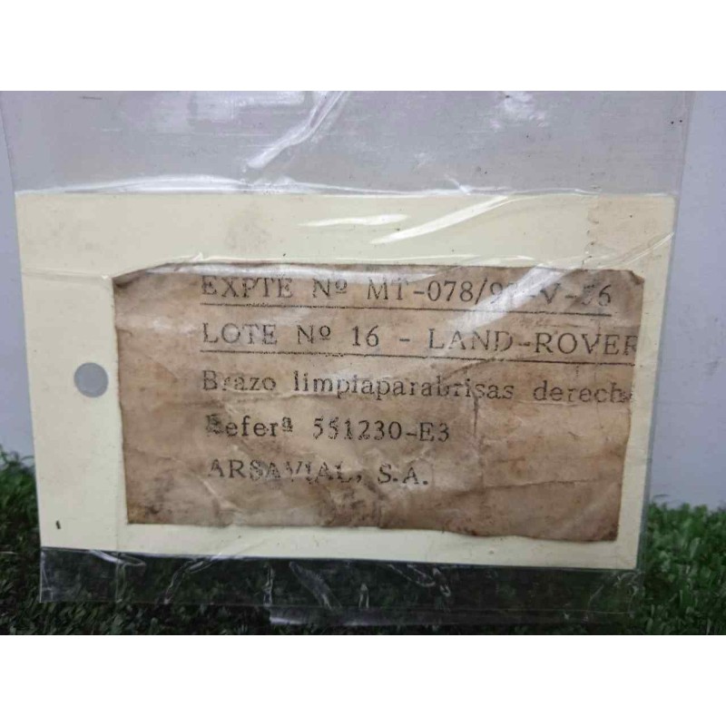 Recambio de brazo limpia delantero derecho para land rover 88 2.3d referencia OEM IAM 551230-551230E3 DOGA 