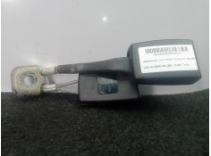 Recambio de enganche cinturon trasero izquierdo para audi a4 berlina (8e) 1.8 20v turbo referencia OEM IAM 8E085773901C  