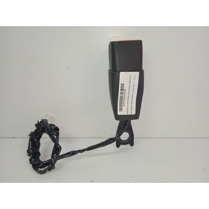 Recambio de enganche cinturon delantero derecho para mitsubishi asx (ga0w) 1.8 di-d cat referencia OEM IAM 6187695A  