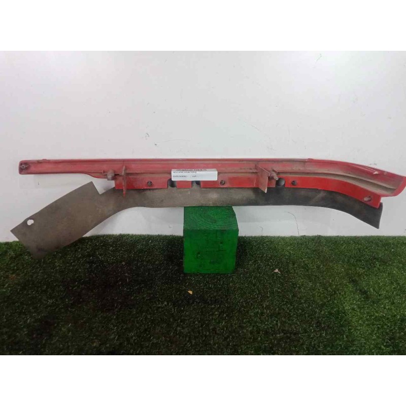 Recambio de molduras delanteras para isuzu n-serie referencia OEM IAM 8978983621 DERECHA MOLDURA BAJO FARO