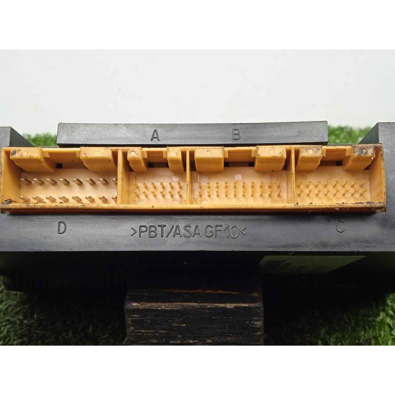 Recambio de mando climatizador para audi a3 (8l) 1.6 referencia OEM IAM 8L0820043D-5HB00760804 1.SERIE 