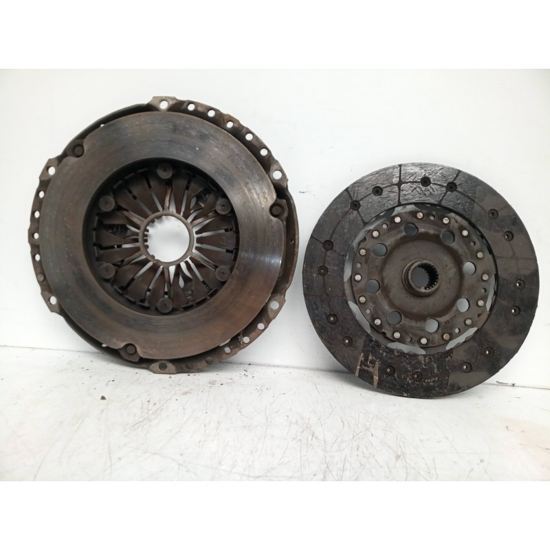 Recambio de kit embrague para hyundai sonata (nf) 2.0 crdi cat referencia OEM IAM 4110024720  