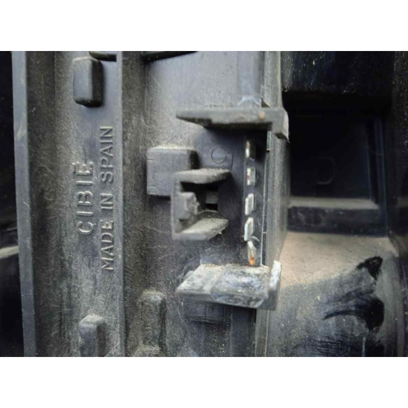 Recambio de piloto trasero derecho para seat marbella 0.9 referencia OEM IAM   