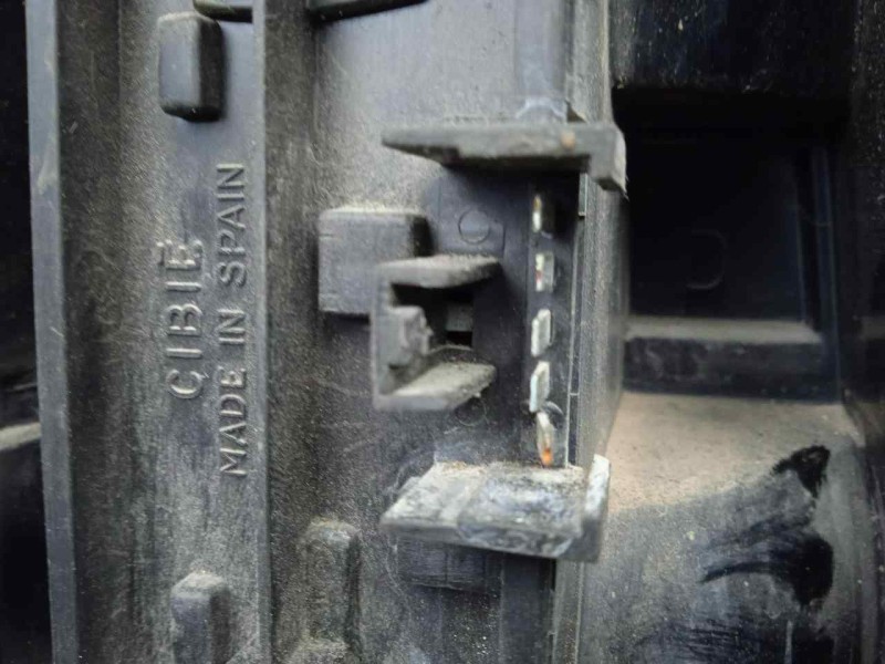 Recambio de piloto trasero derecho para seat marbella 0.9 referencia OEM IAM   