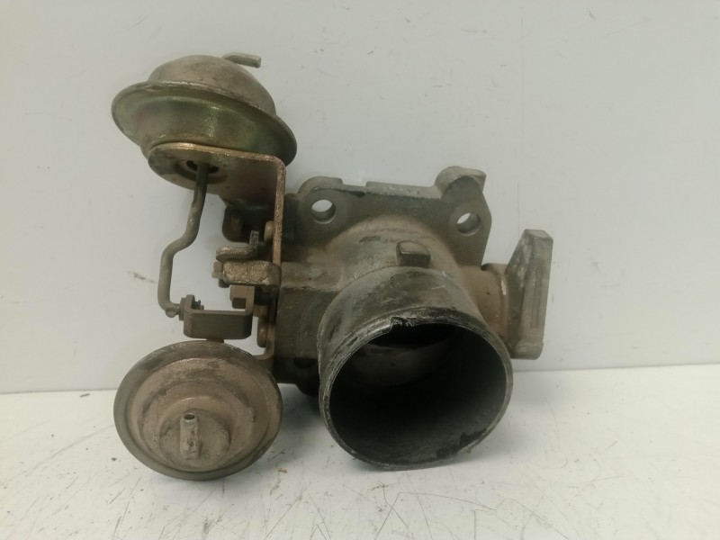 Recambio de caja mariposa para toyota avensis monovolumen (t22) referencia OEM IAM 64020-9H23  